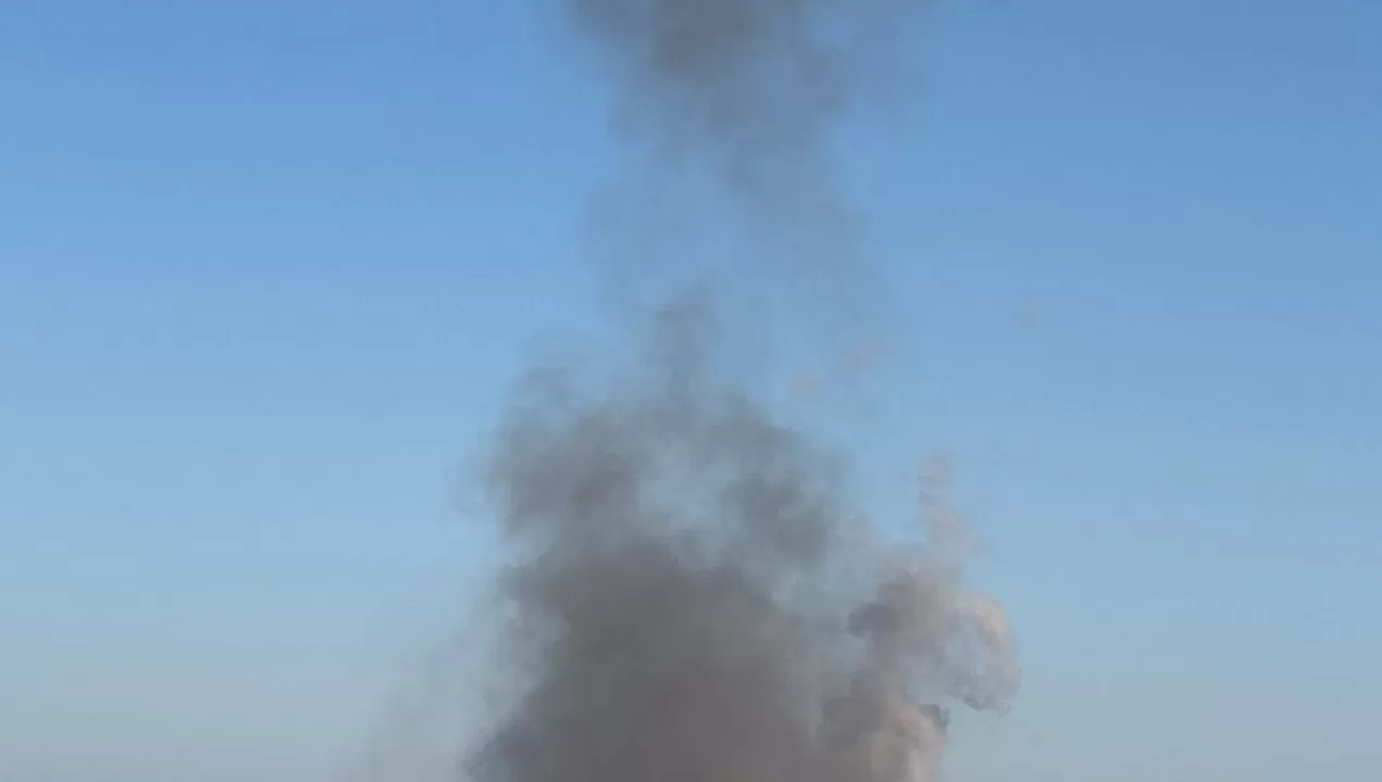 На місці ракетного удару у Харкові піднявся стовп чорного диму / Фото: Головне в Україні