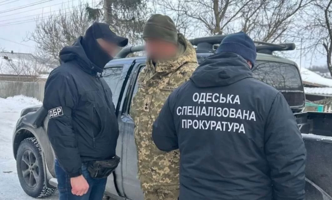 4 тисячі доларів за «вирішення питання»: в Одесі затримали посадовця навчального центру / Фото: Прокуратура