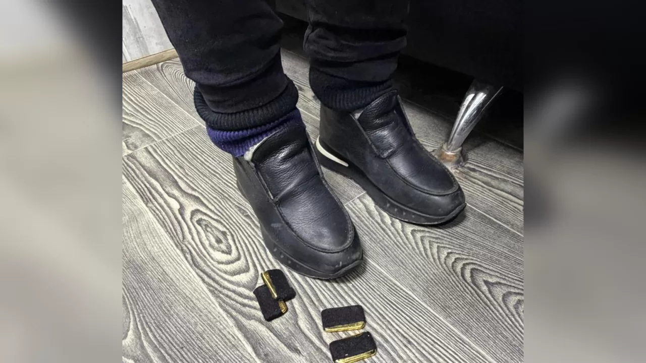 Вилучені золоті злитки / Фото: Держмитслужба