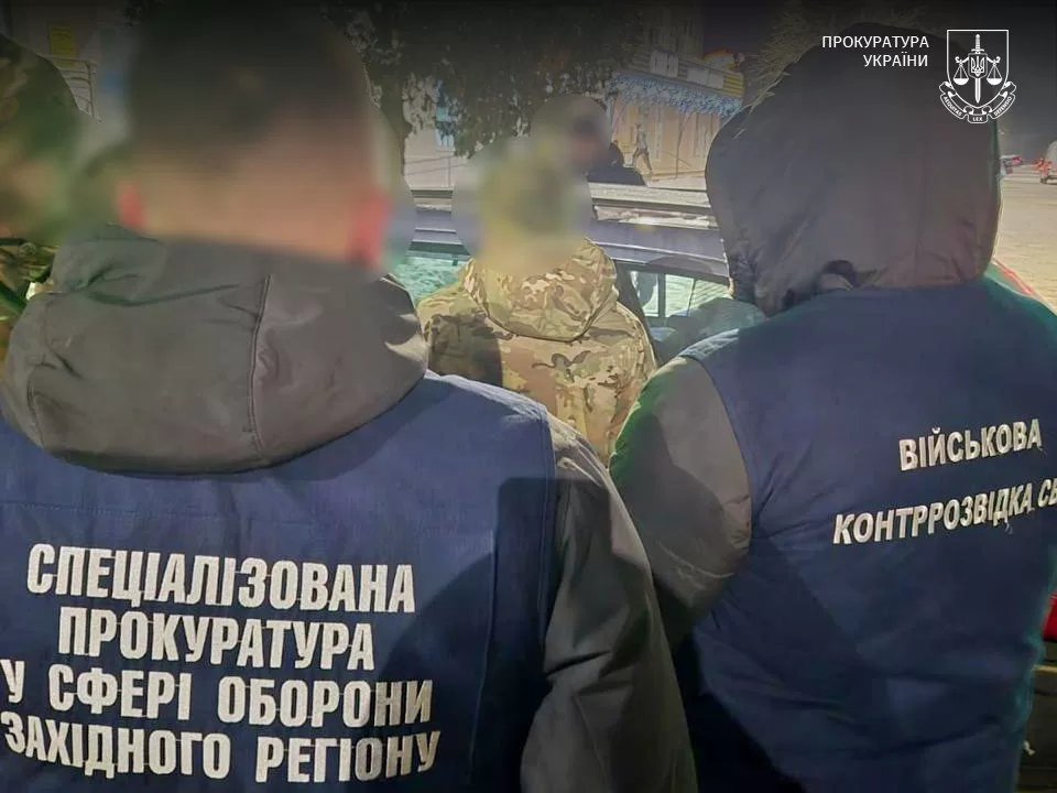 На Рівненщині затримали підозрюваного в організації схемі для мобілізованих / Фото: Спецпрокуратурі Західного регіону