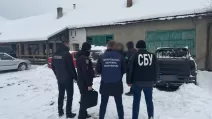 В Ужгороді викрили незаконний продаж гуманітарних авто, призначених для ЗСУ / Фото: Нацполіція