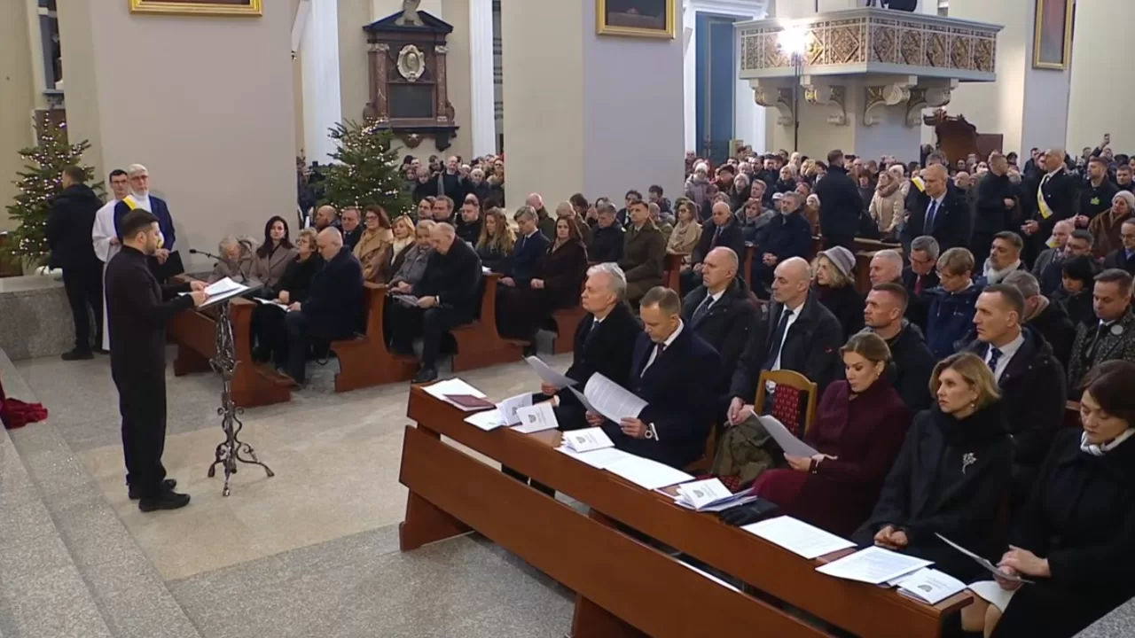 Zelenskyy took part in a memorial service for those who died in the January Uprising of 1863–1864 / Screenshot