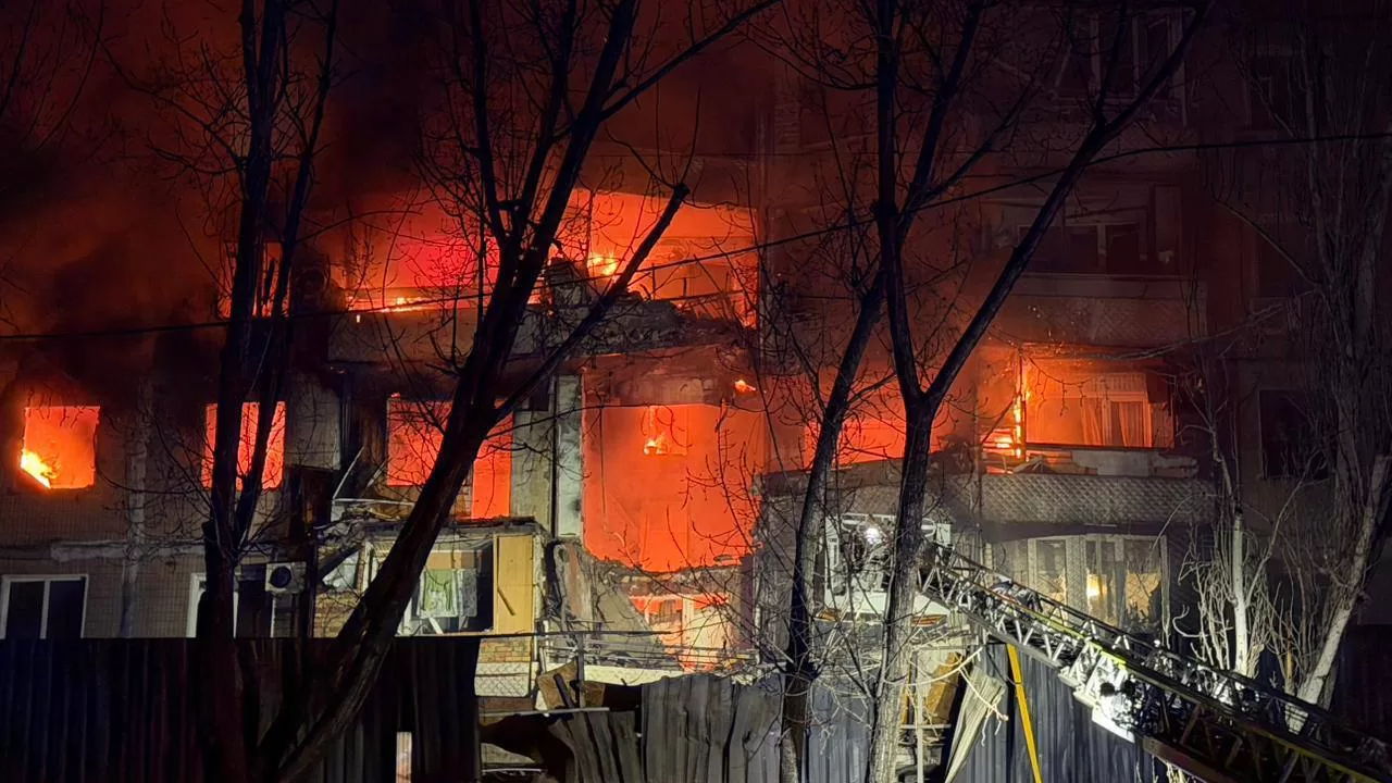 Пожар после удара БпЛА по Одессе 27 января / Фото: Одесская ГВА