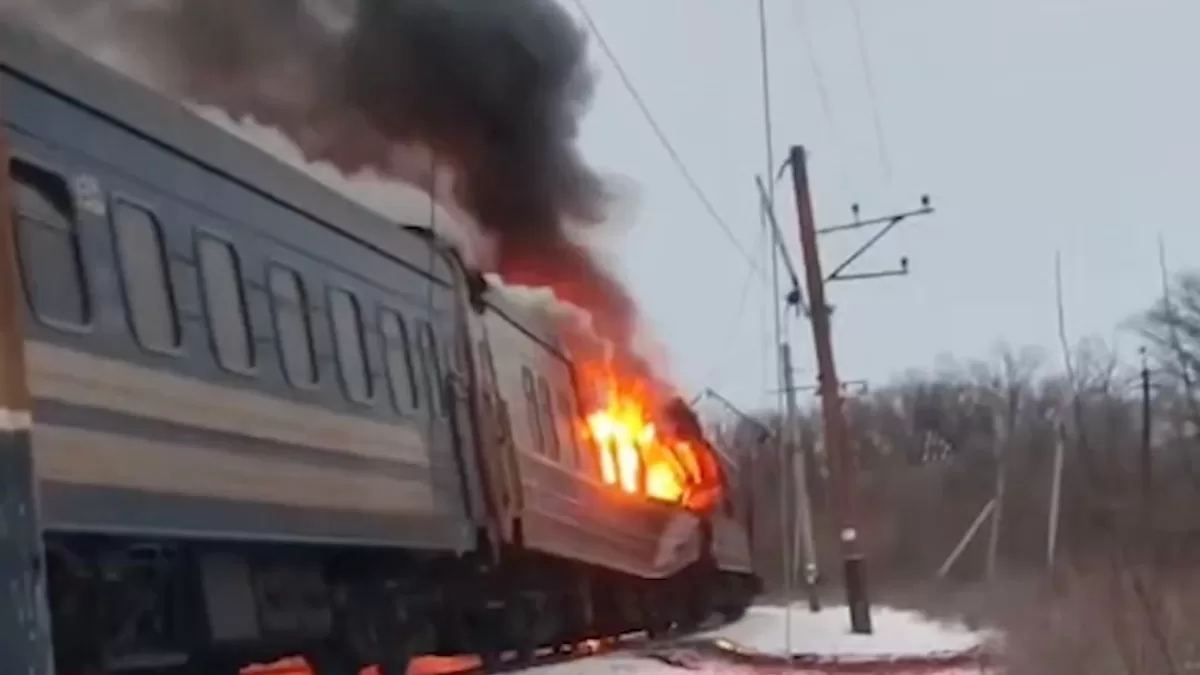 27 січня внаслідок удару дрона по пасажирському поїзду сполученням «Чоп — Харків — Барвінкове» загинули п’ятеро людей / Скріншот відео
