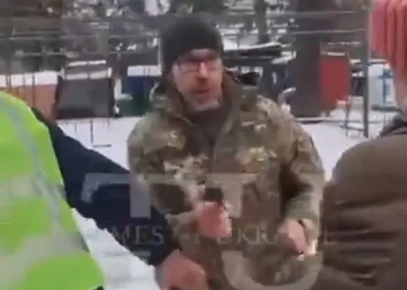 Постріл у землю під час конфлікту: реакція Житомирського ТЦК на подію в районі / Скріншот