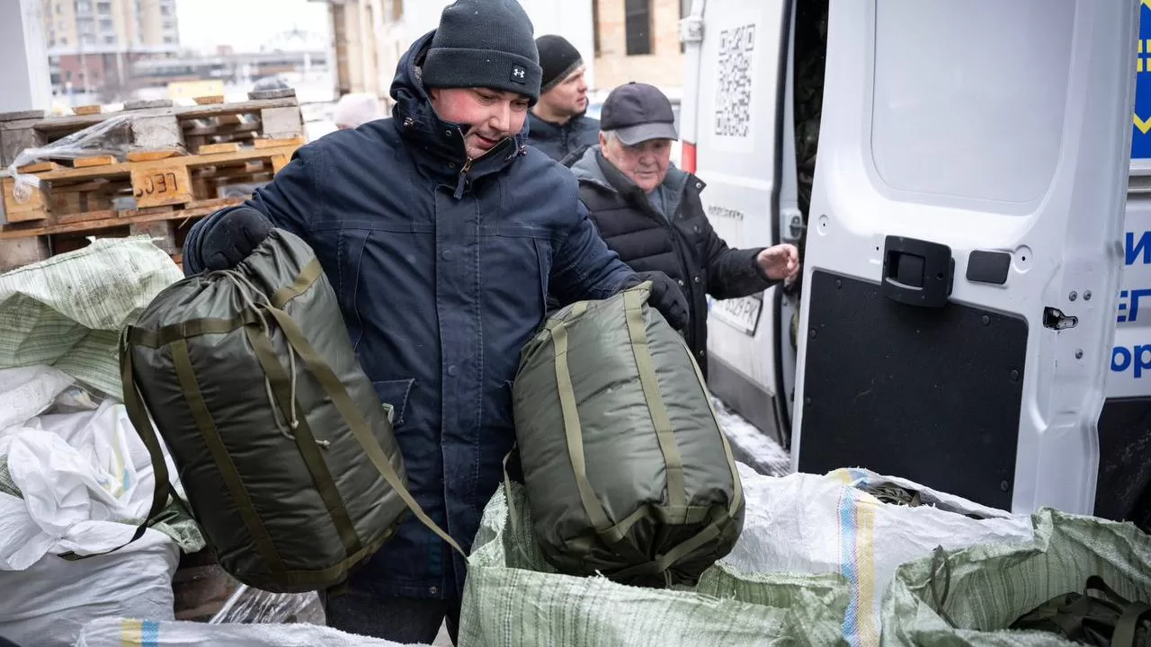 «Пакунок тепла» містить речі, які допомагають пережити холодний період / Фото t.me/svyrydenkoy