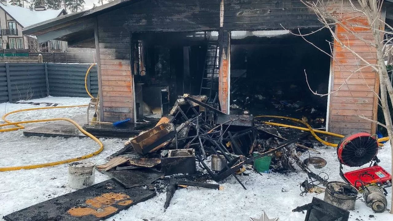 В Киевской области на пожаре погибла женщина / Фото: ГУНП в Киевской области