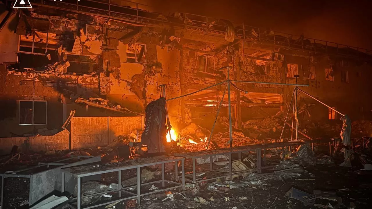 Последствия атаки РФ в Одессу 12 февраля / Фото: ГСЧС