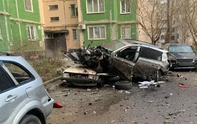 Уничтоженный взрывом автомобиль в Одессе / Фото: Нацполиция