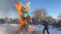 Опудало Лабубу спалили на Масляну в археологічному парку у Липецькій області / Фото з соцмереж