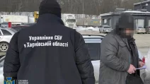 Затримання підозрюваного в організації схеми для ухилянтів / Фото: СБУ