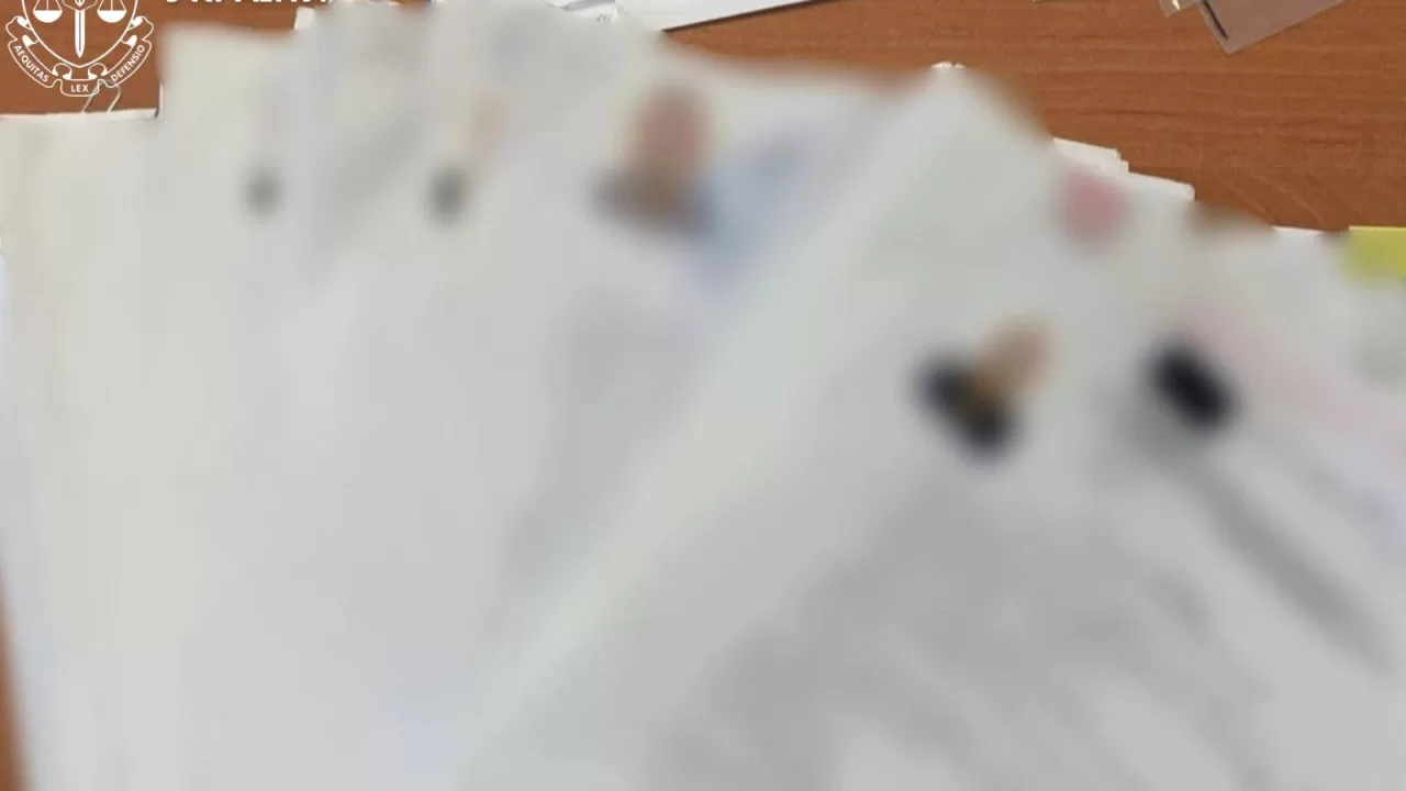 Картки клієнтів / Фото: Спецпрокуратура Східного регіону