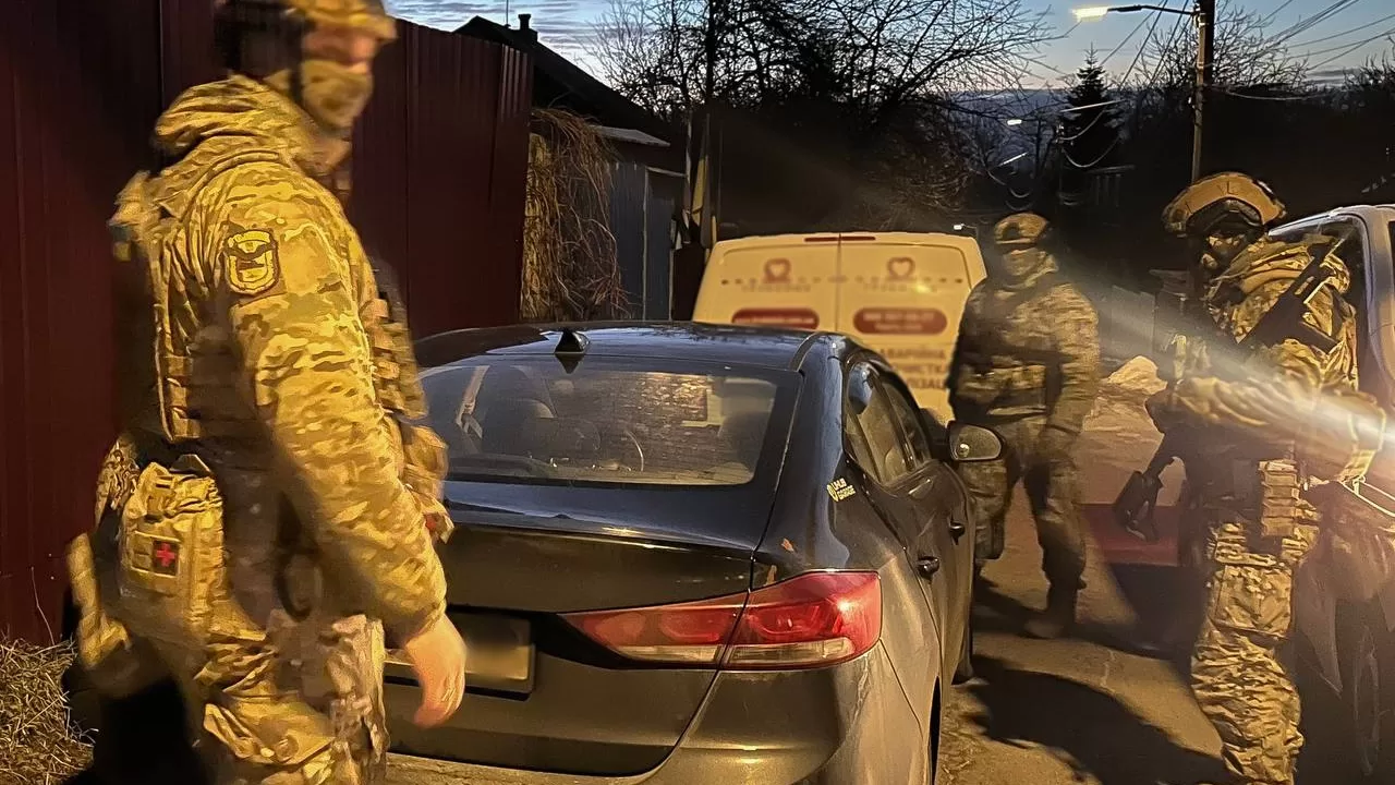 В Киеве мошенники под видом СБУ выманивали у пенсионерок деньги / Фото: Полиция Киева