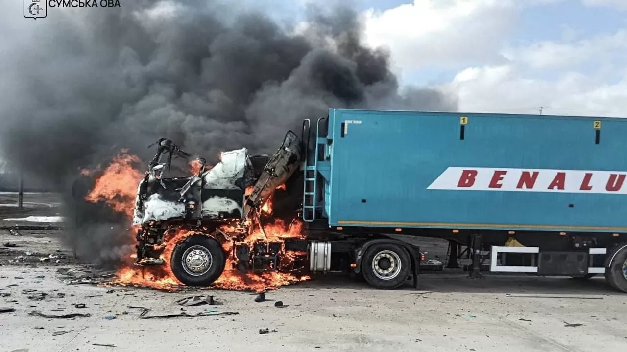 В Сумской области в результате атаки российского дрона погиб водитель зерновоза / Фото: Сумская ОВА