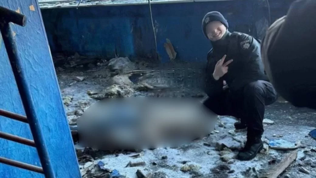 В Днепре курсант сделал фото на фоне погибшей 14-летней девочки / Фото: Telegram Днепр оперативный. Война