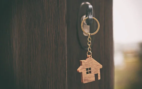 Ключи от квартиры / Фото: depositphotos