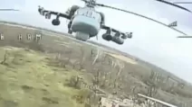 In a moment, this Ka-52 will be hit by a Ukrainian FPV drone / Video screenshot