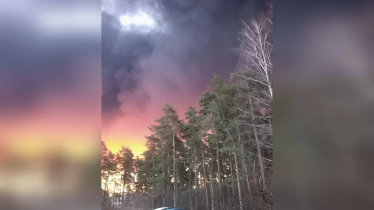 Пожар в порту в Приморске Ленинградской области РФ / Фото: Exilenova+