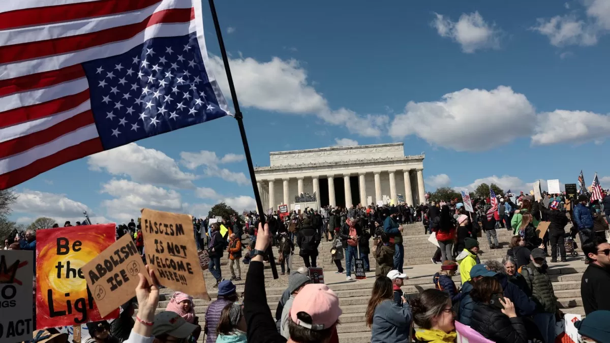 Акция протеста «No Kings» в Вашингтоне / Фото Reuters