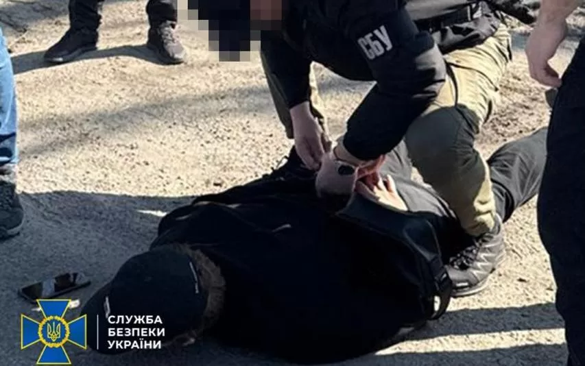 Затримання підозрюваного в організації схеми для ухилянтів / Фото: СБУ