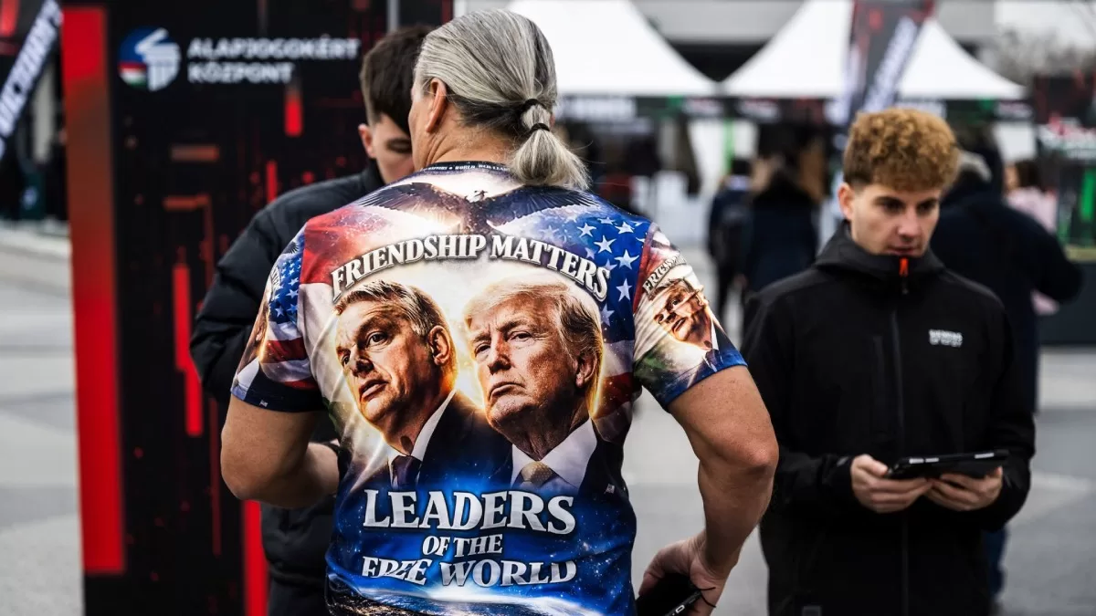 Участник Конференции консервативных политических действий (CPAC) в Будапеште, Венгрия, 21 марта 2026 года / Фото Reuters