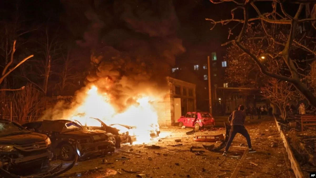 Наслідки попередніх російських ударів по Харкову, архівне фото / Фото AP Photo