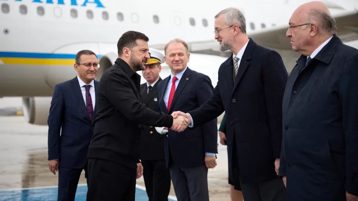 Президент Украины прибыл в Стамбул / Фото Офис президента