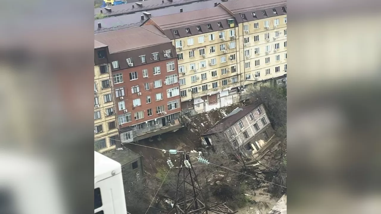 Змита водою будівля у Дагестані / Фото: РосЗМІ