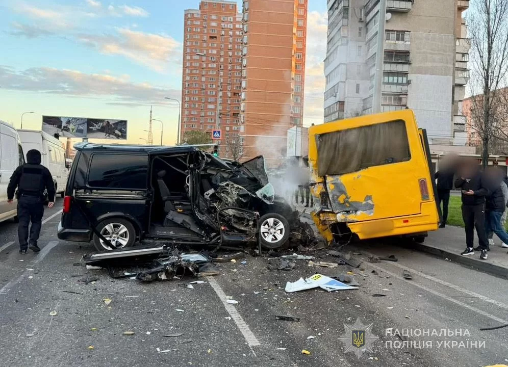 В Одессе маршрутка попала в ДТП, погибла женщина/ Фото: ГУНП в Одесской области