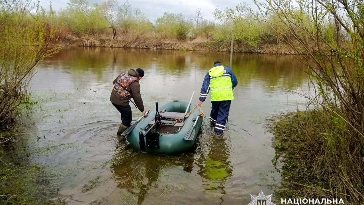 Трагедия в Ровенской области: одного мальчика нашли мертвым, другого ищут уже третьи сутки / Фото: Нацполиция