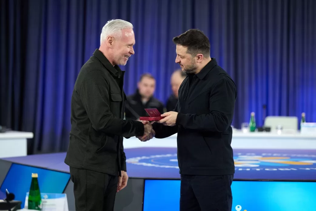 Орден «За мужество» II степени получил мэр города-героя Харькова Игорь Терехов / Фото: ОПУ