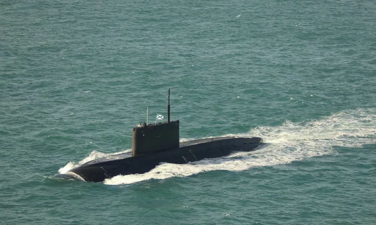 Російський підводний човен класу "Кіло" – "Краснодар" / Фото: Міністерство оборони Великої Британії