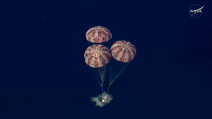 Orion capsule splashdown / Photo: NASA