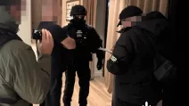 Обшуки в учасника хакерського угруповання / Фото: ДБР