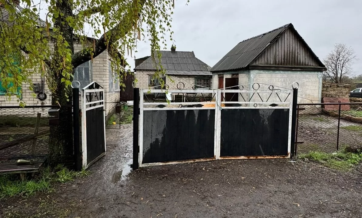 Будинок, де чоловік погрожував підірвати газ / Фото: Поліція Дніпропетровщини