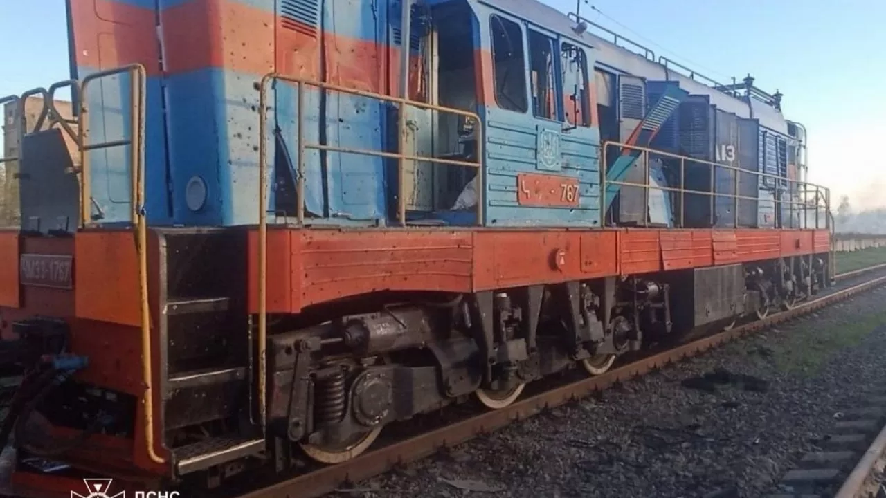 Пошкоджений тепловоз / Фото: Житомирська ОВА 