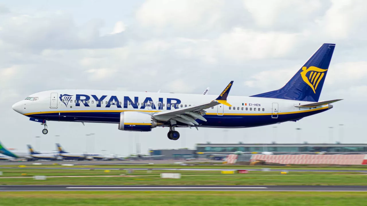 Самолет авиакомпании Ryanair / Фото: Ryanair