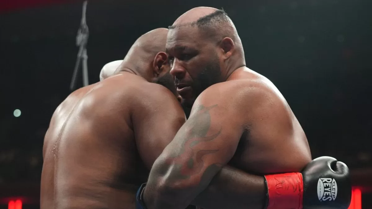 Джаррелл Миллер (справа) в предыдущем бою против Кингсли Айбе в январе 2026 года / Фото AP