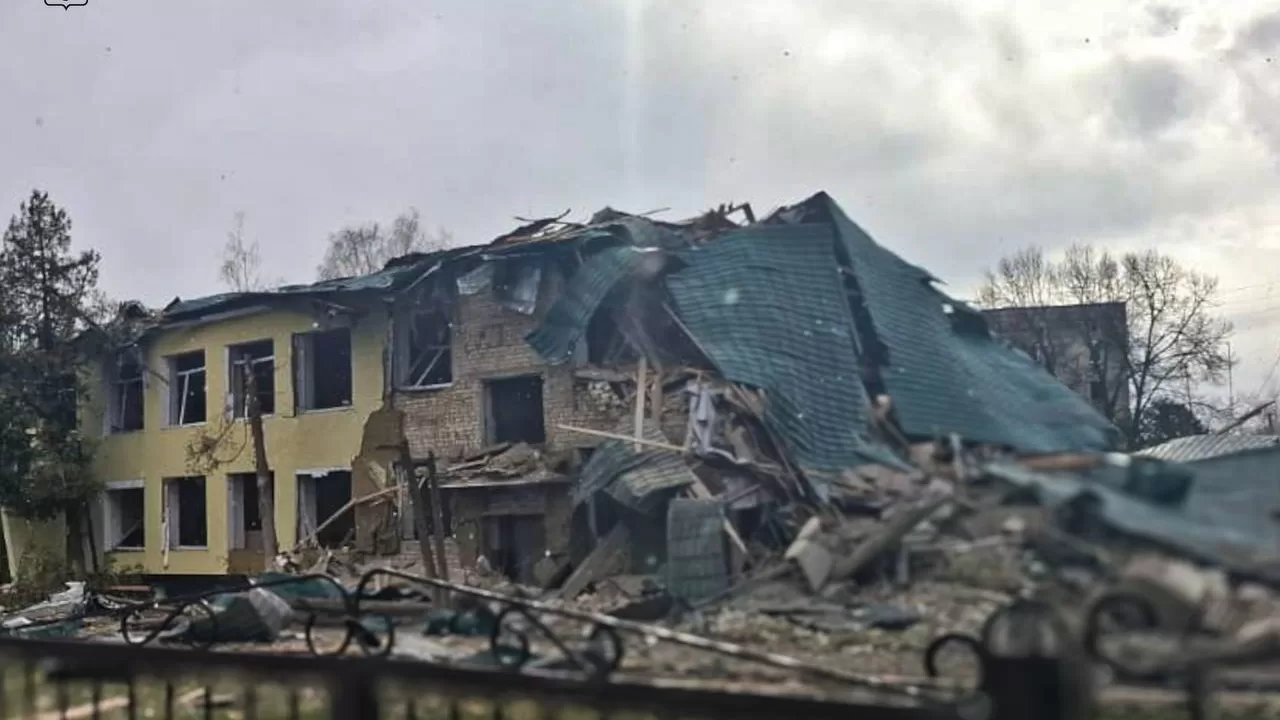 A damaged building in the Yampil community / Photo: Sumy Regional State Administration
