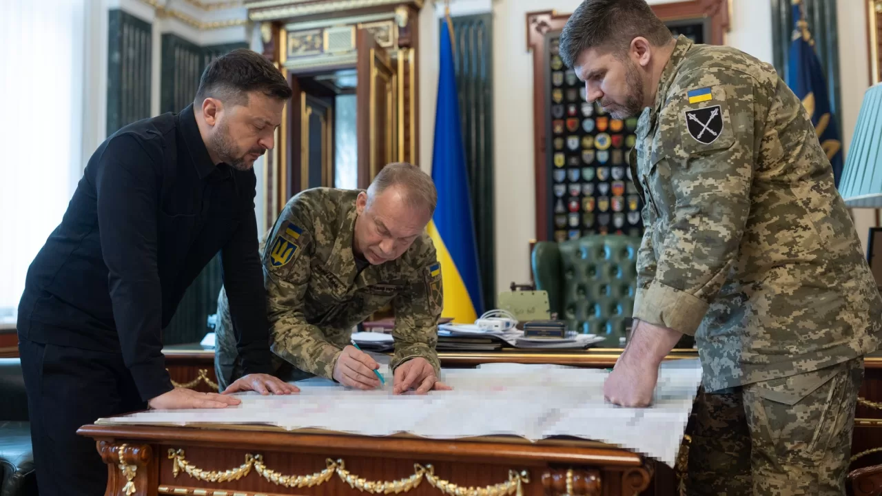 Владимир Зеленский, Александр Сырский и Андрей Гнатов / Фото: t.me/V_Zelenskiy_official