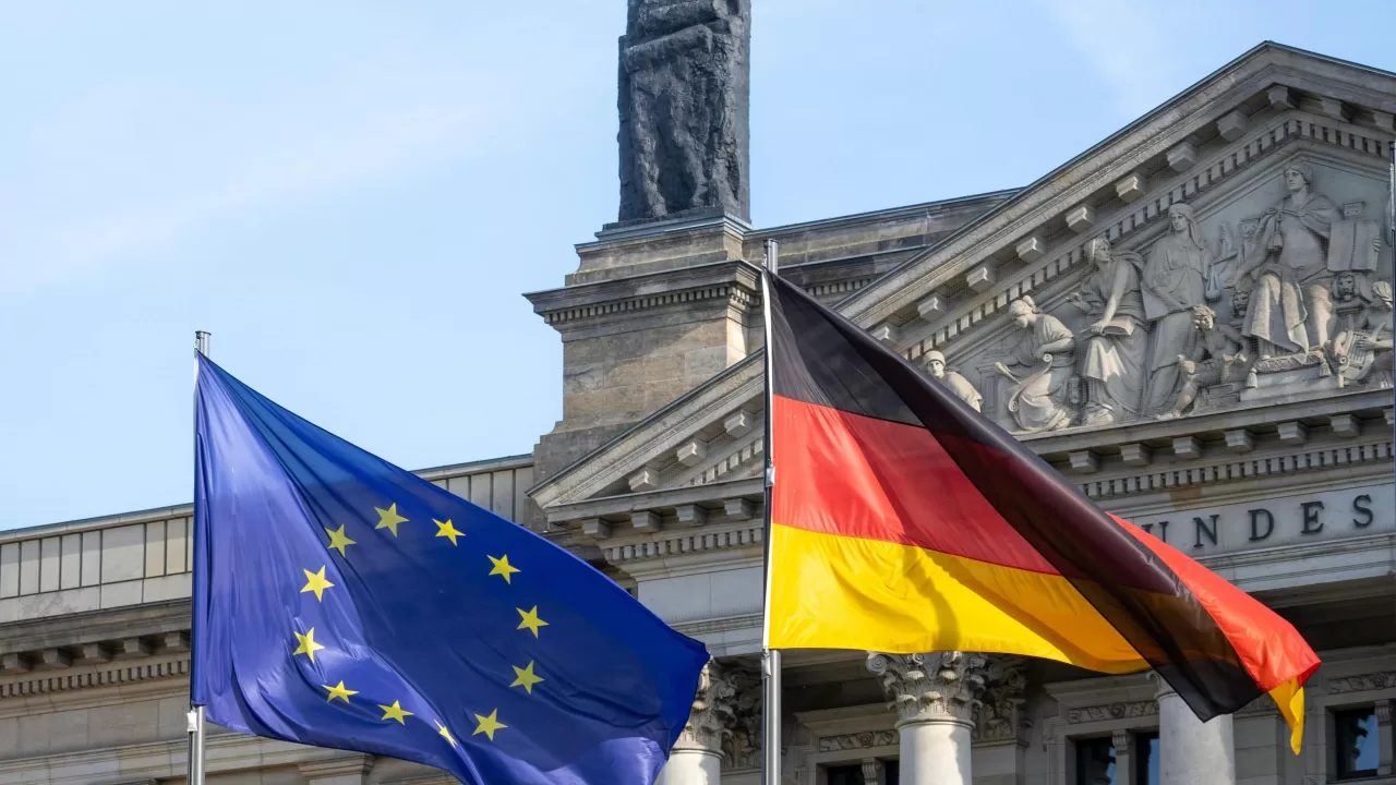 Будівля уряду Німеччини / Фото: Niklas Jeromin, pexels.com