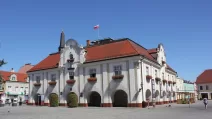 Здание администрации Яроцина / Фото Википедия