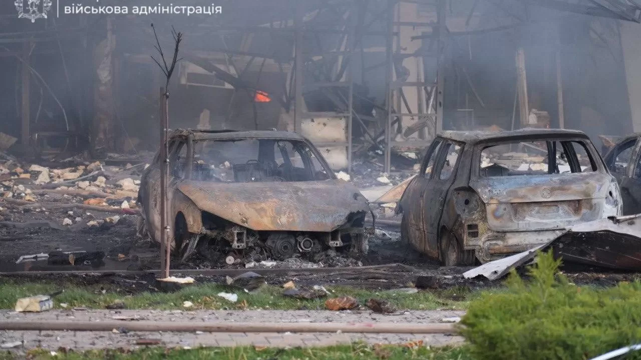 Після авіаудару по Запоріжжю вже 12 загиблих / Фото: Запорізька ОВА