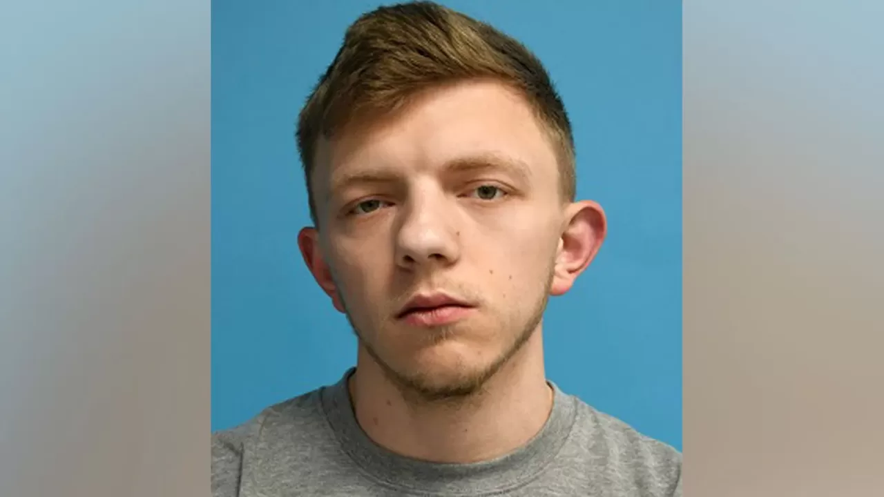 22-летний украинец Роман Лавринович — один из трёх мужчин, которых обвиняют в нападении на недвижимость и автомобиль премьер-министра Великобритании / Фото: Городская полиция Лондона
