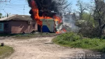 Пожежа на місці влучання російського БпЛА у Харкові / Фото: Харківська ОВА