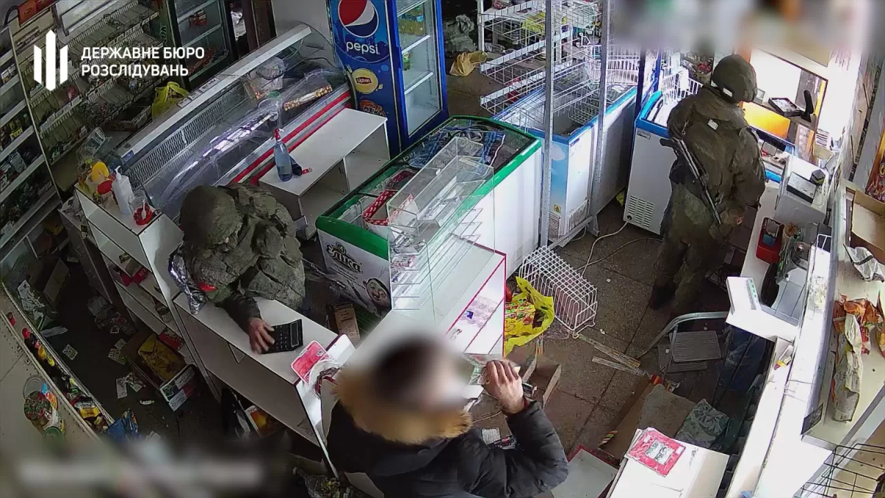На Чернігівщині затримали перебіжчика, який допомагав окупантам та крав товари з магазину / Фото: ДБР