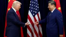Дональд Трамп с Си Цзиньпином на саммите АТЭС в Южной Корее, 30 октября 2025 года / Фото: Evelyn Hockstein/Reuters