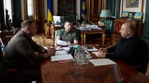 Андрій Єрмак, Володимир Зеленський та Рустем Умєров / Фото: t.me/V_Zelenskiy_official