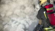 Ліквідація пожежі після атаки БпЛА на Львівщині / Фото: ДСНС