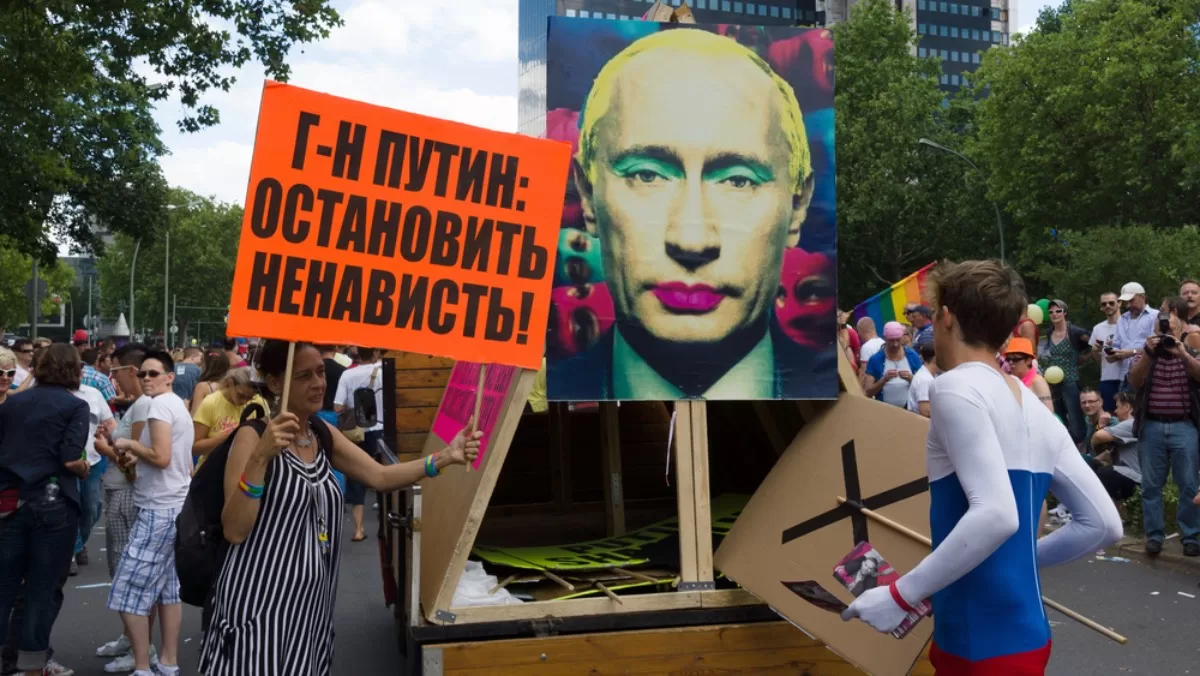 Акция в поддержку геев и лесбиянок России против гомофобного закона. Берлин, 22 июня 2013 года / Фото DepositPhoto